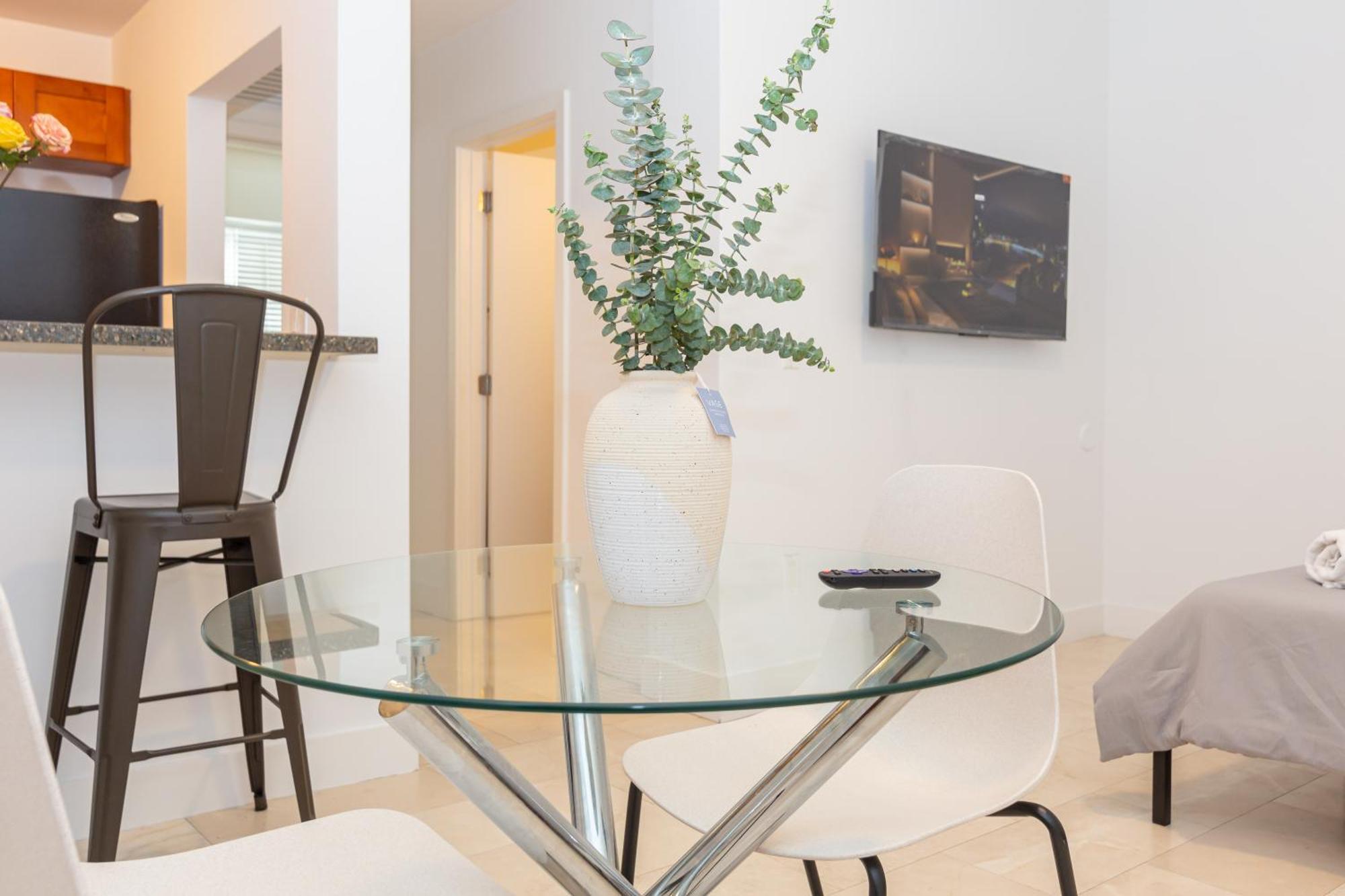 1 Bdrm Apartment - Heart Of Downtown - 5 Min To Wynwood Майами Экстерьер фото