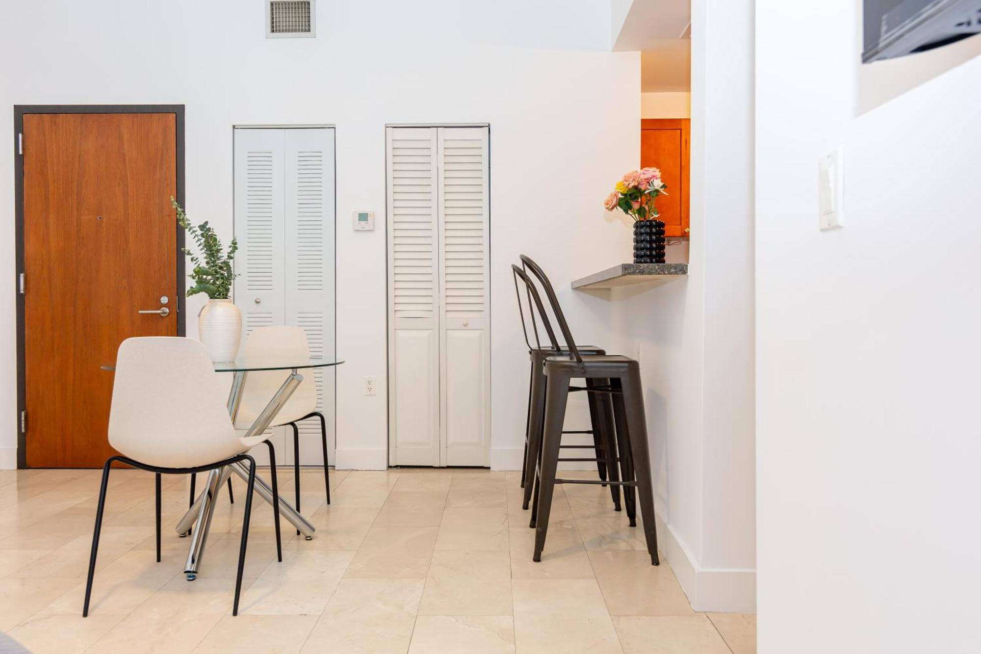 1 Bdrm Apartment - Heart Of Downtown - 5 Min To Wynwood Майами Экстерьер фото